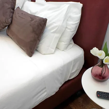 Guest house Youroom Carrozze 3*